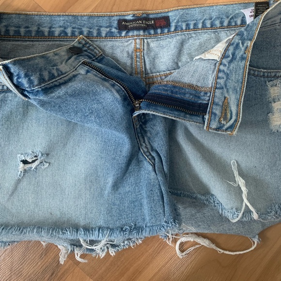 Extreme Denim Micro Mini: American Eagle - Picture 3 of 12